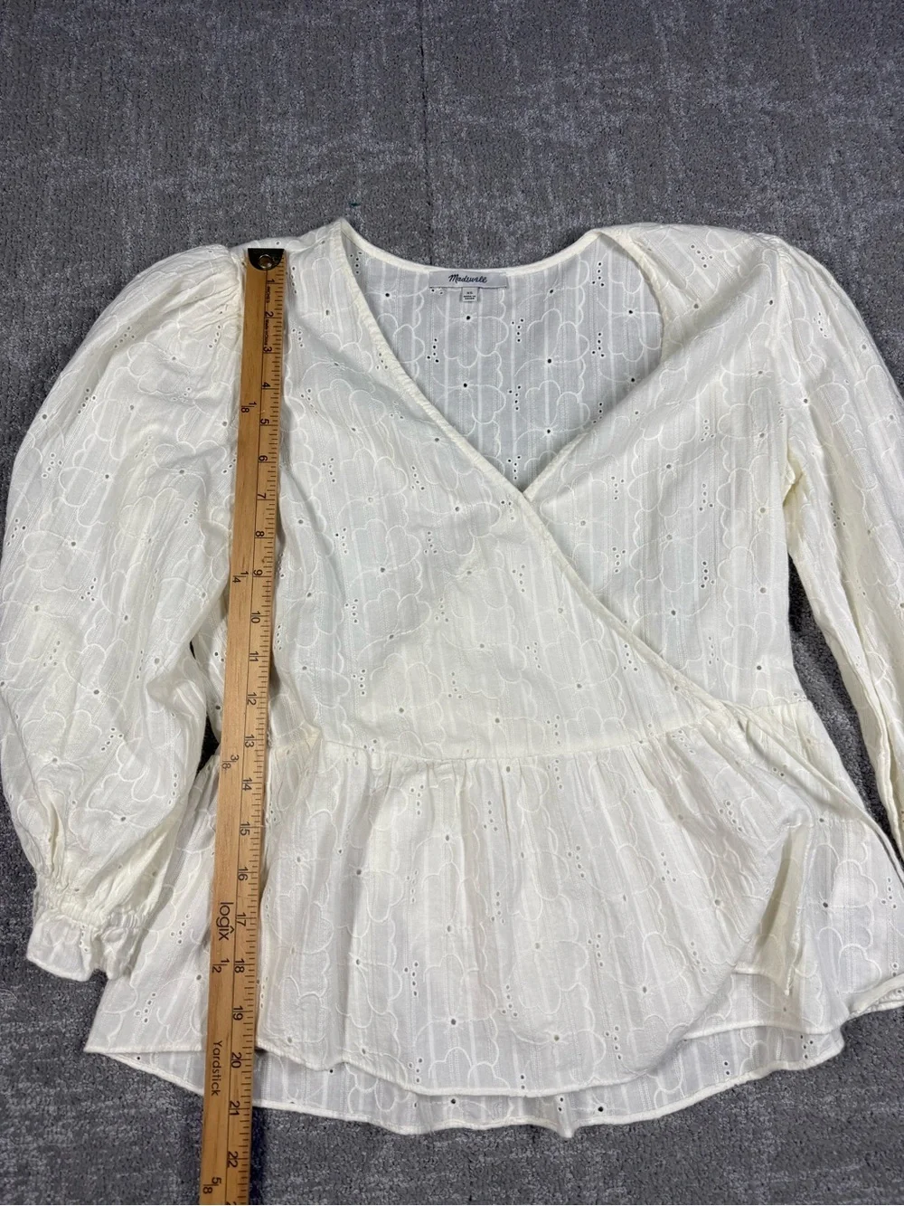 Madewell Embroidered Ivory Off White Eyelet Puff Sleeve Peplum Wrap Top Size XS